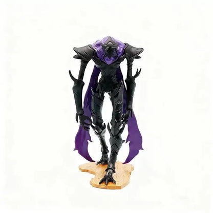 Action figure di Beru, il Re delle Formiche Ombra di Solo Leveling, con dettagli realistici e postura dinamica.