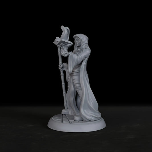Miniatura di un mago da RPG da 25mm, facile da dipingere, brand Otaku Family Store, ideale per giochi di ruolo e TTRPG.