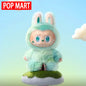 Pupazzo di peluche Labubu 3.0 Big into Energy di Otaku Family Store, morbido e colorato, ideale come decorazione per la casa.
