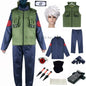 Cosplay HATAKE KAKASHI di Otaku Family Store Online, dettaglio del costume ninja con accessori e maschera in primo piano.