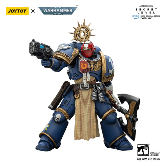 Figura d'azione Warhammer 40k Ultramarines Metaurus con ascia energetica, scudo da tempesta e pistola al plasma, dettagli realistici.