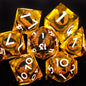 Set di dadi Dragon Eye Otaku Family con bordi affilati e nucleo liquido, perfetti per giochi di ruolo come D&D e Pathfinder.
