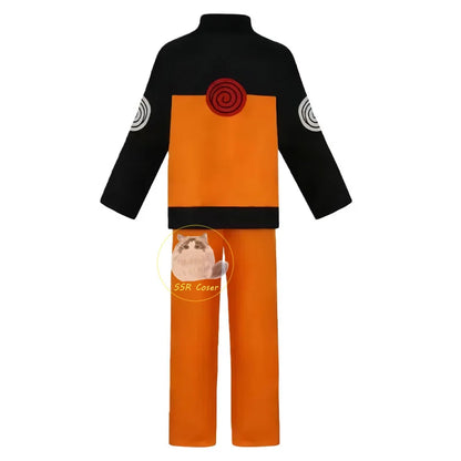 Costume cosplay Uzumaki Naruto Otaku Family Store con dettagli del vestito da ninja di Konoha, ideale per cosplay e eventi.